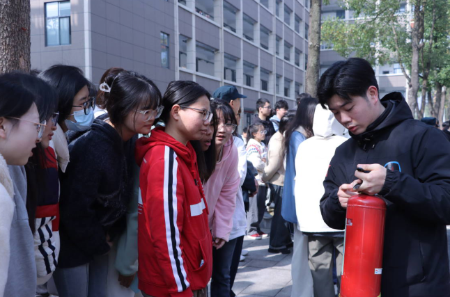 QQ截图20240401092348.png